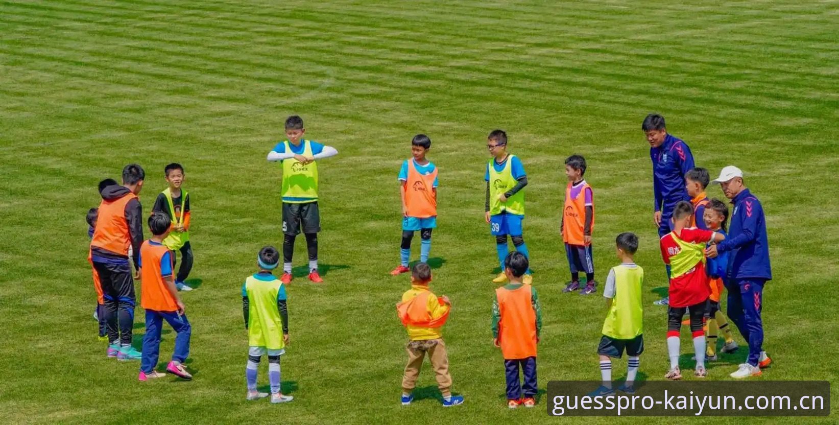 U17世界杯抽签结果揭晓，中国青少年足球迎来全新挑战与机遇